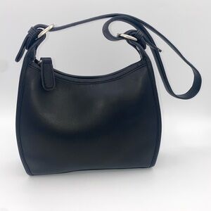Sleek Black Shoulder Bag